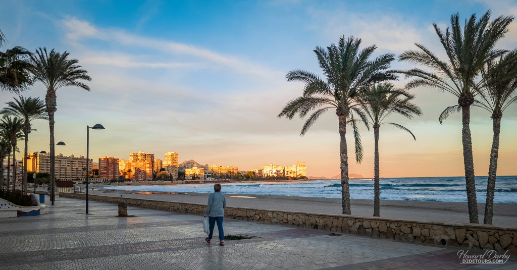 Muchavista Beach Promenade - El Campello