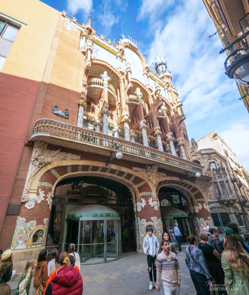 The Palau de la Música Catalana is a concert hall that's still in use