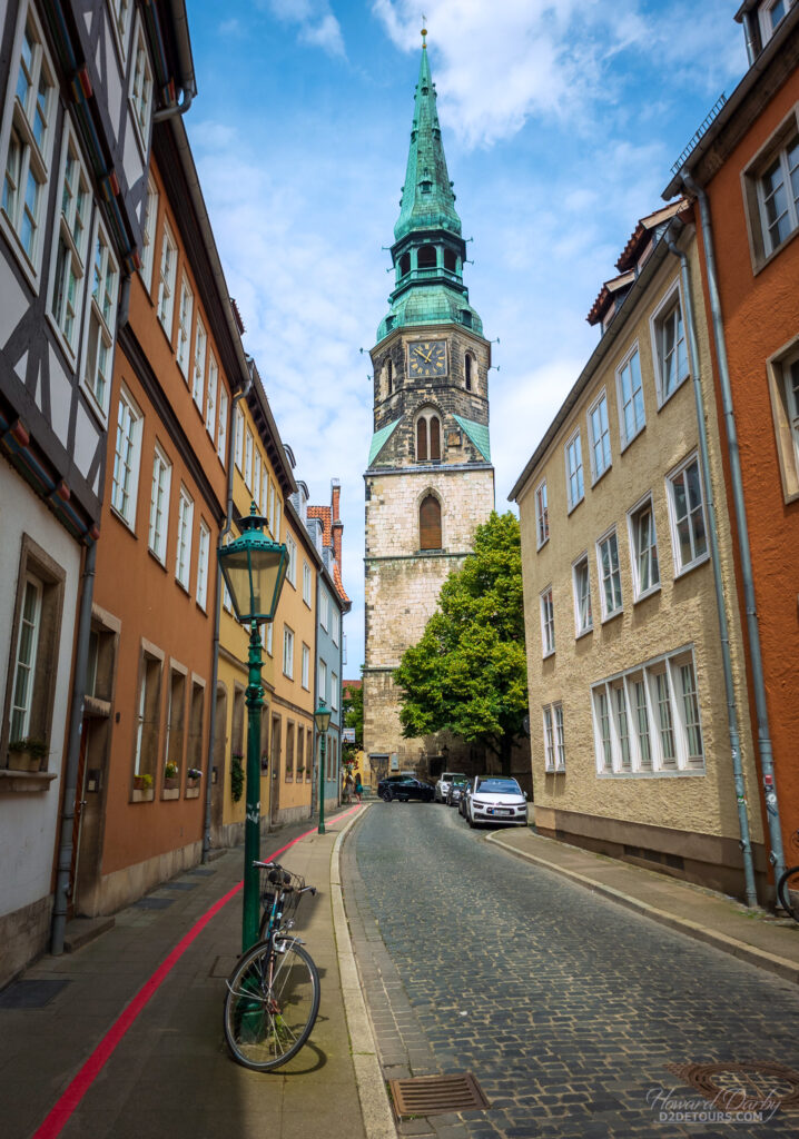 Kreuzkirche, consecrated in 1333