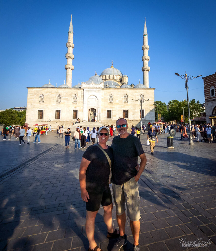 In front of the Yeni Cami Mosque