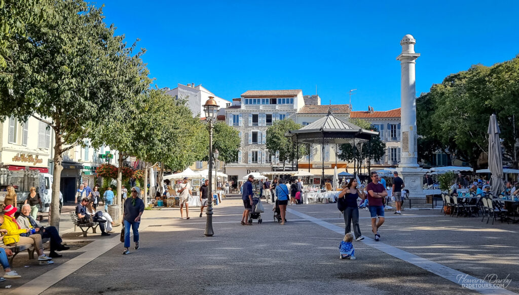 Place Nationale in Antibes