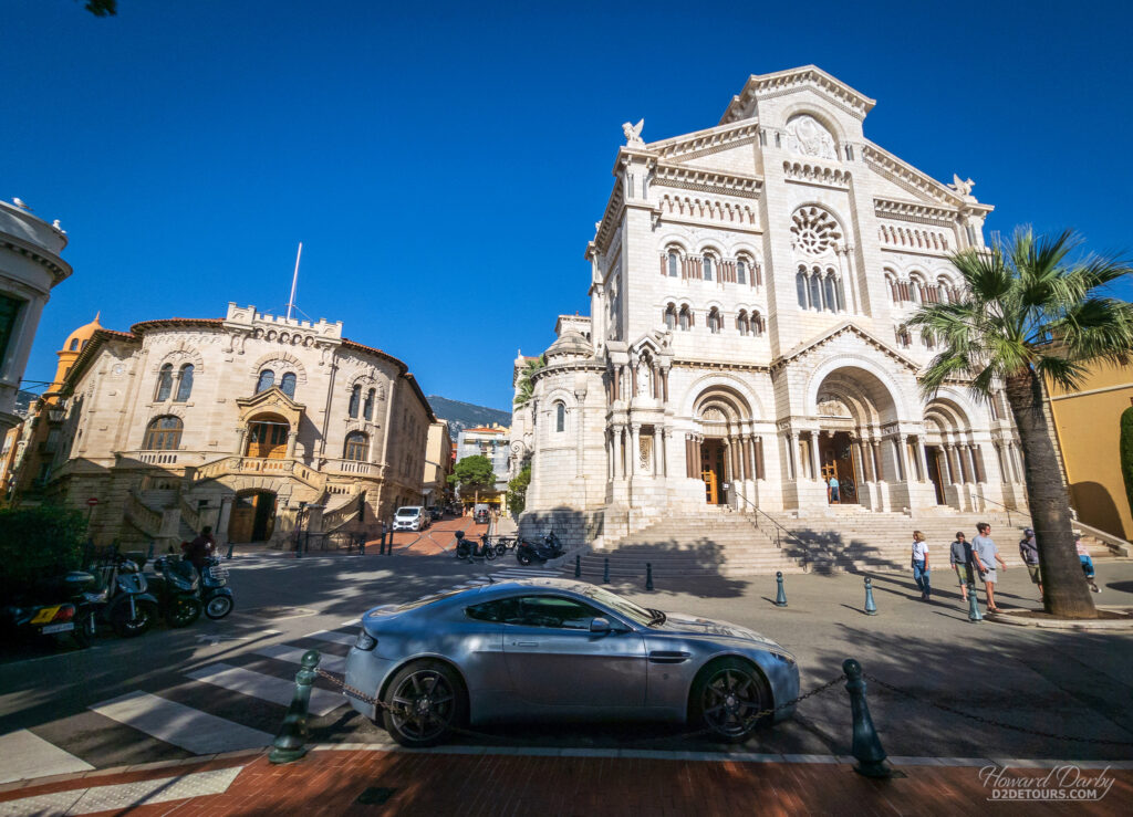 Cathédrale de Monaco and Monaco Courthouse